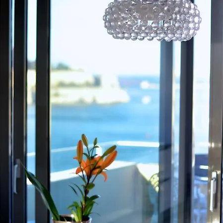 게스트하우스 Sally Port 센글리아