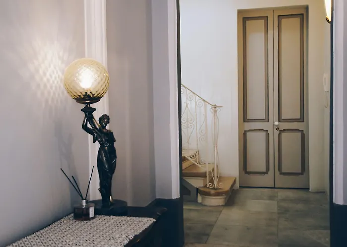 Sally Port Πανσιόν